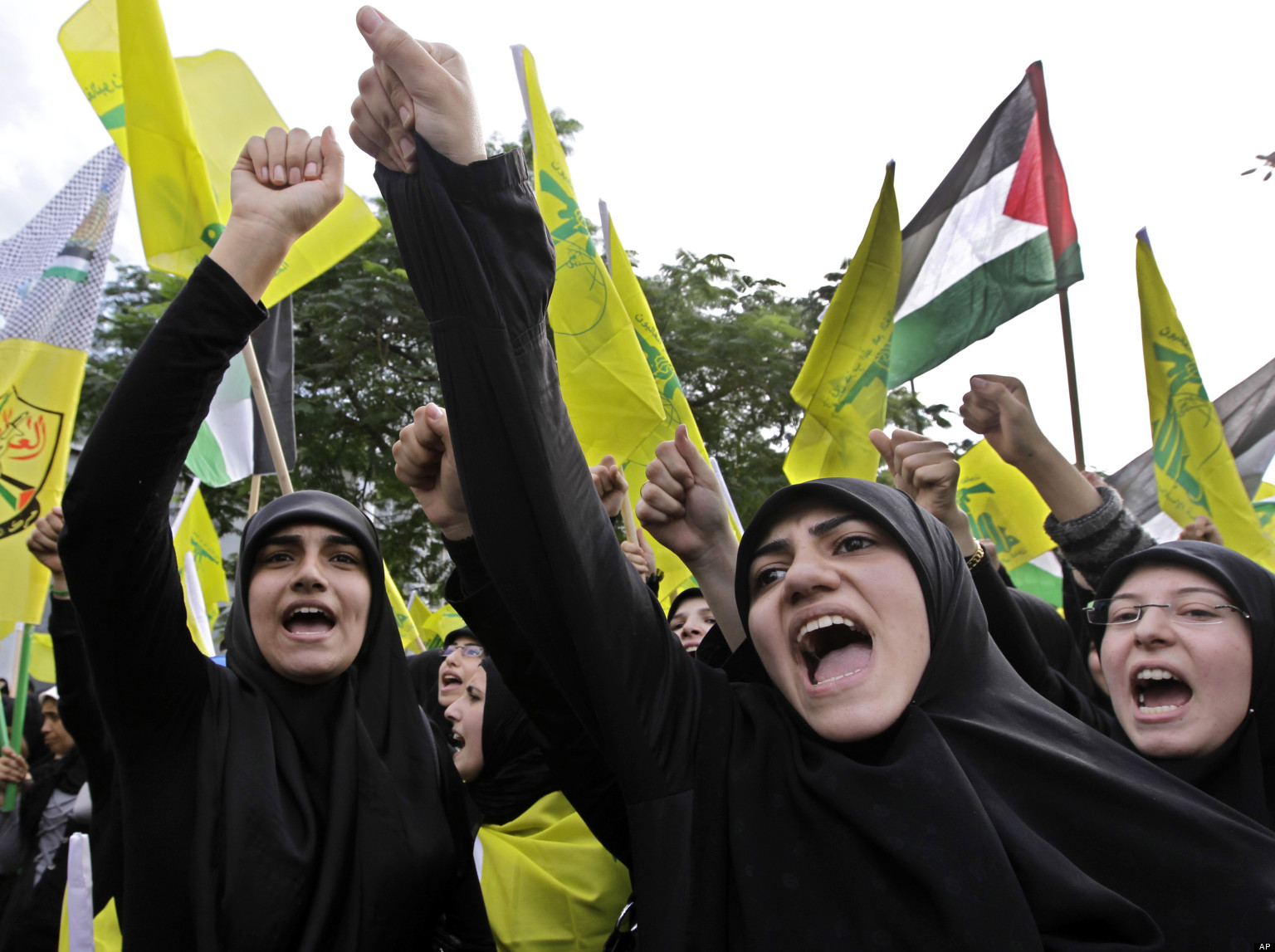 Мусульманское движение. Хезболла флаг. Хезболла зигуют. Дахия Хезболла.
